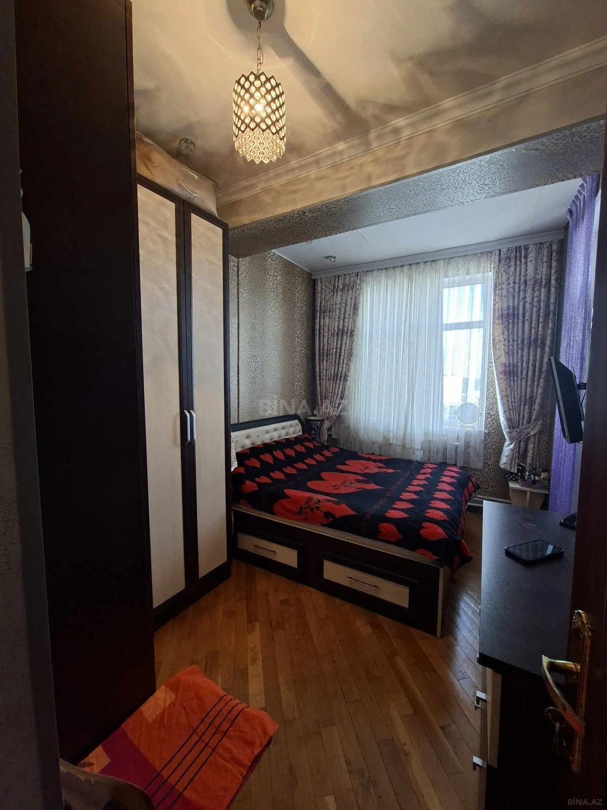 Satılır 2 otaqlı mənzil 64 m²