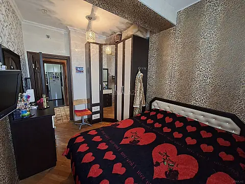 Satılır 2 otaqlı mənzil 64 m²