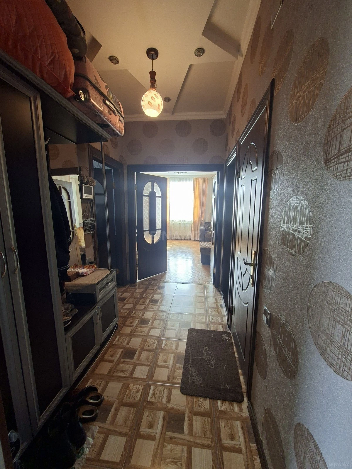 Satılır 2 otaqlı mənzil 64 m²