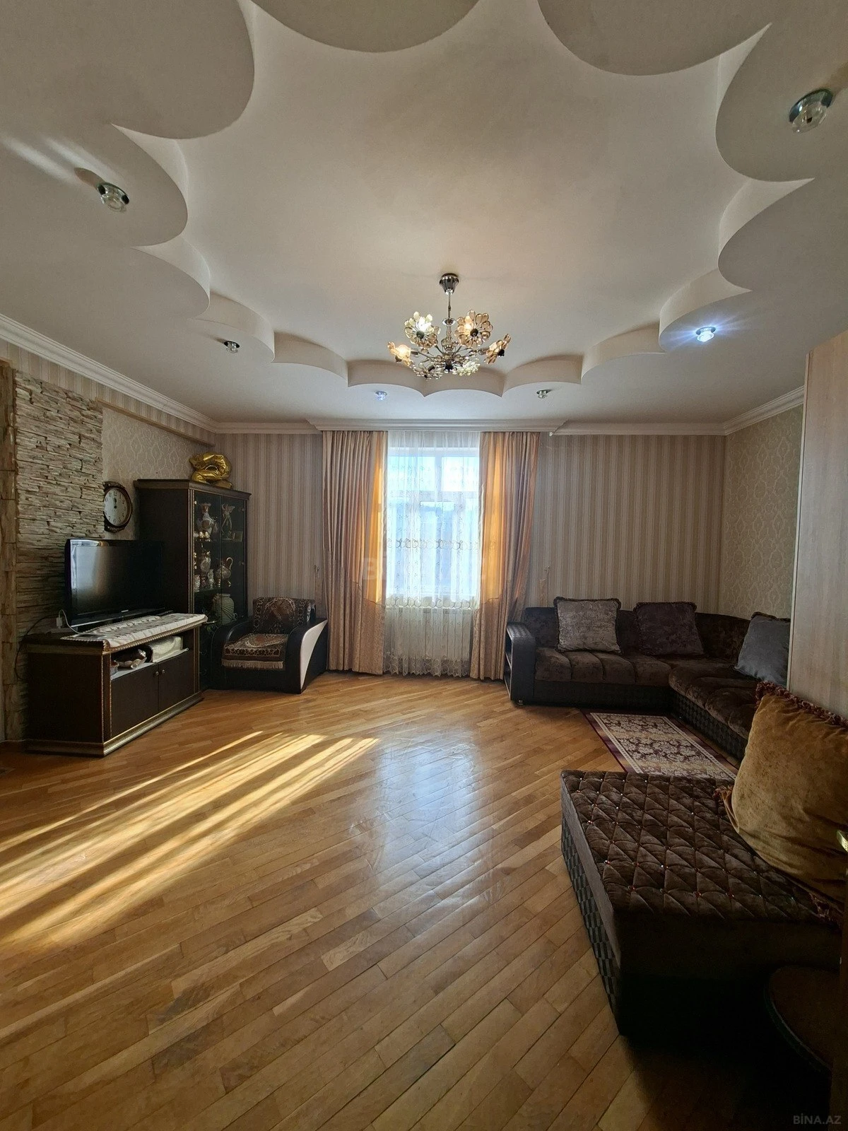 Satılır 2 otaqlı mənzil 64 m²