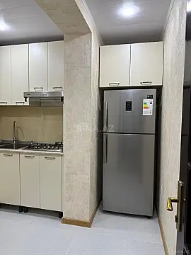 Kirayə verilir 2 otaqlı mənzil 45 m²