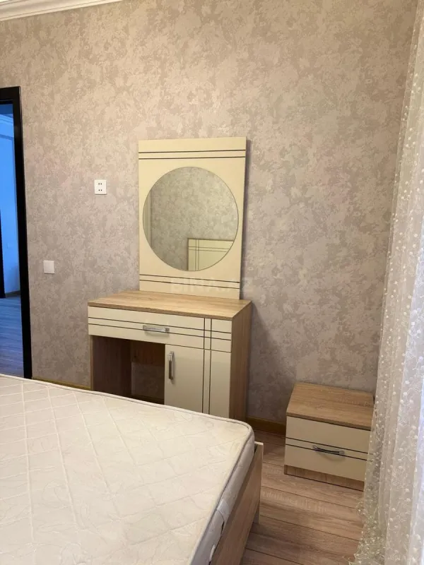 Kirayə verilir 2 otaqlı mənzil 45 m²