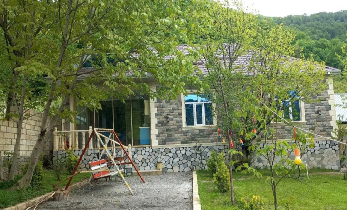 Kirayə verilir 4 otaqlı həyət evi 120 m²