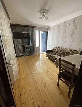 Kirayə verilir 2 otaqlı həyət evi 55 m²