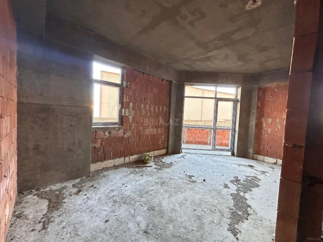 Satılır 2 otaqlı mənzil 77.8 m²