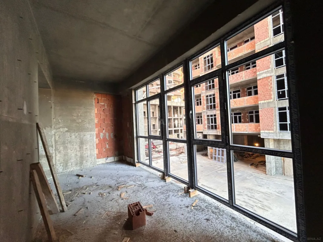 Satılır 2 otaqlı mənzil 77.8 m²