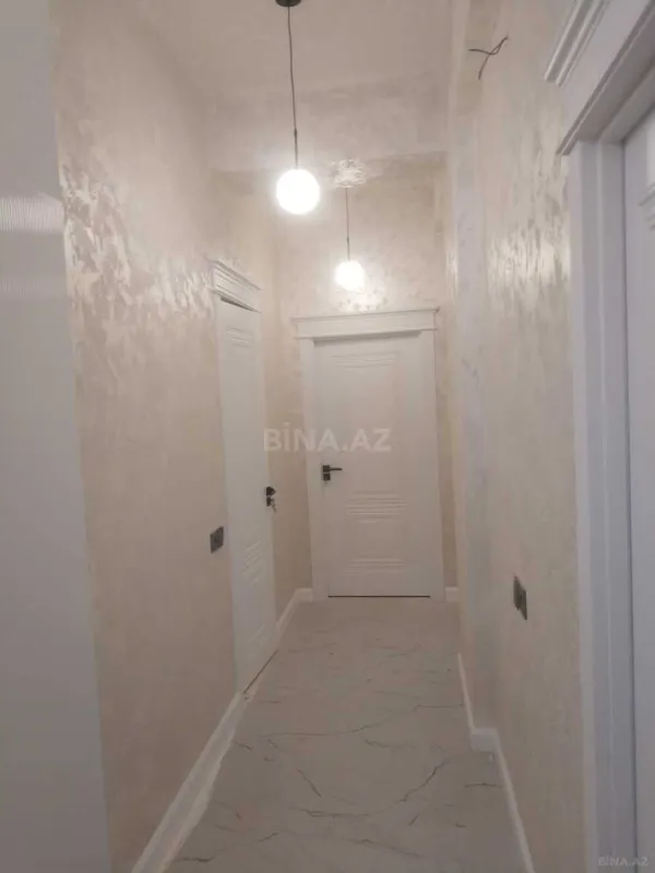 Satılır 3 otaqlı mənzil 119 m²