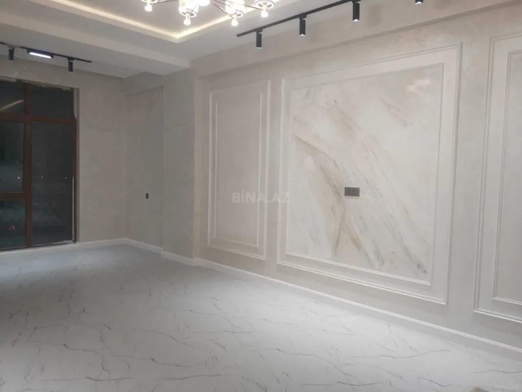 Satılır 3 otaqlı mənzil 119 m²