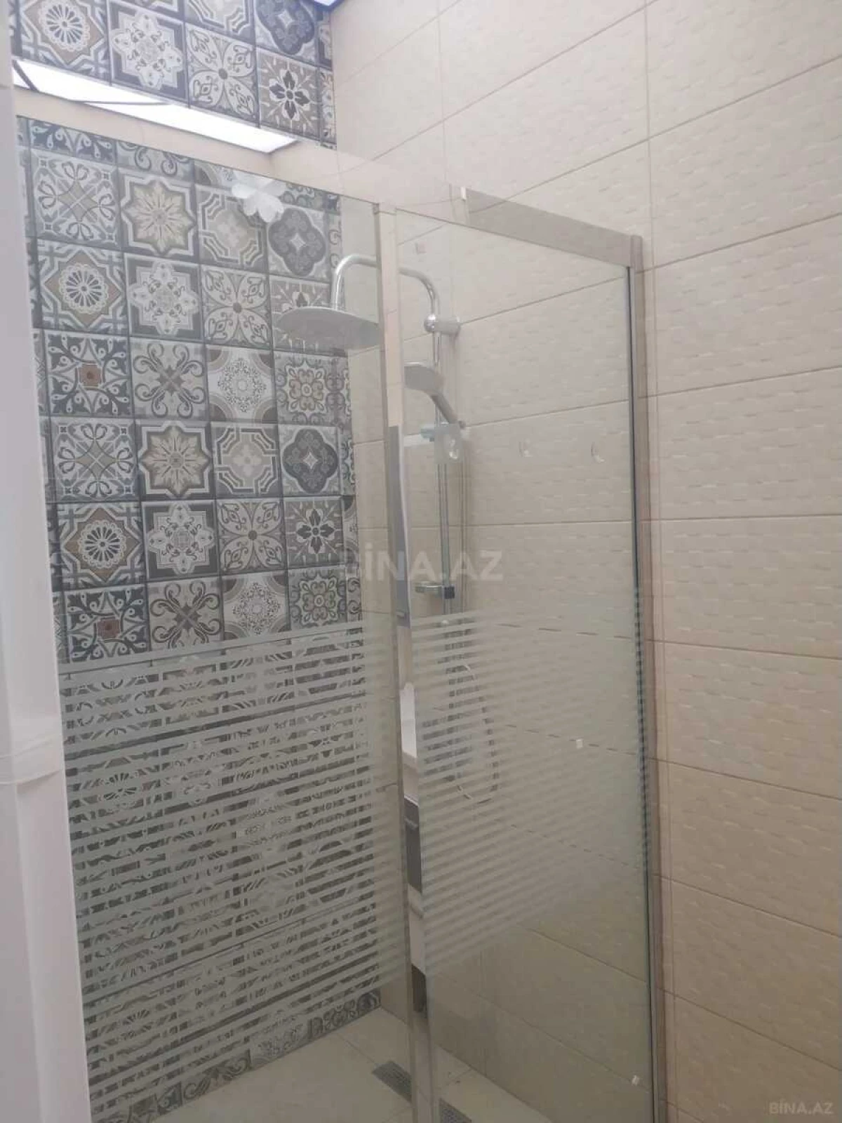 Satılır 3 otaqlı mənzil 119 m²