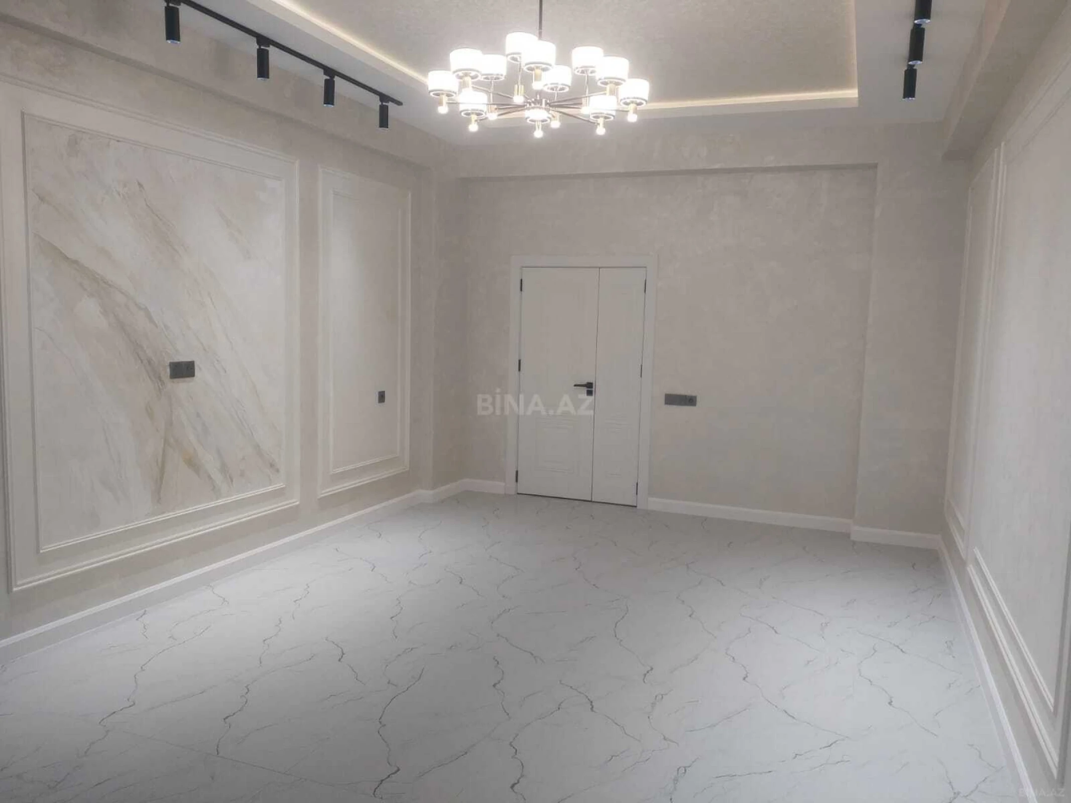 Satılır 3 otaqlı mənzil 119 m²