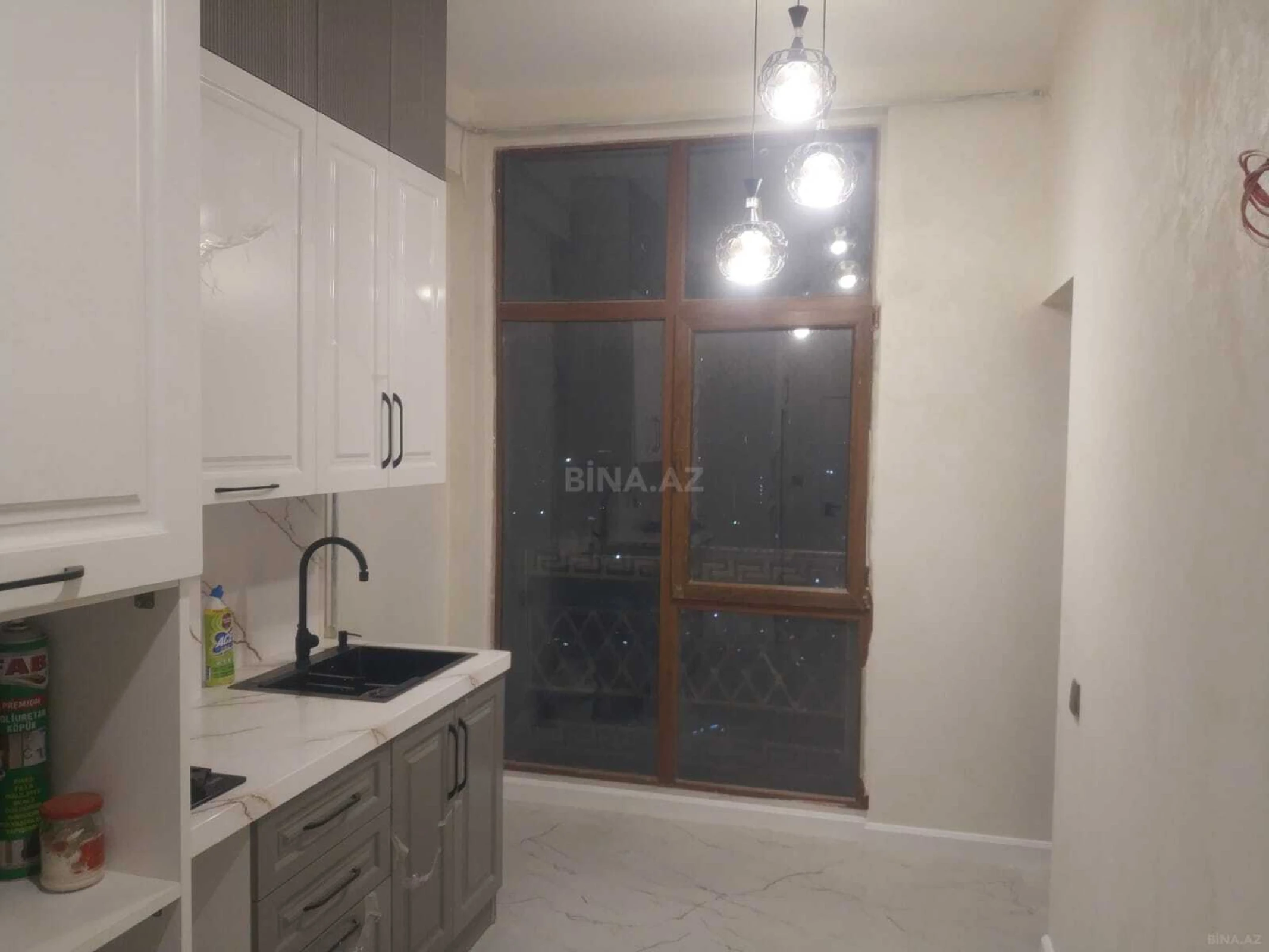 Satılır 3 otaqlı mənzil 119 m²