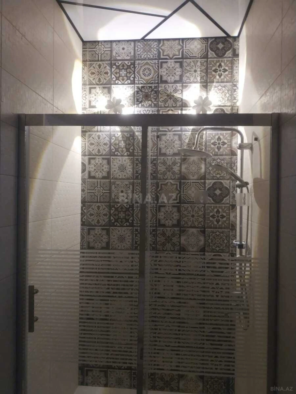 Satılır 3 otaqlı mənzil 119 m²