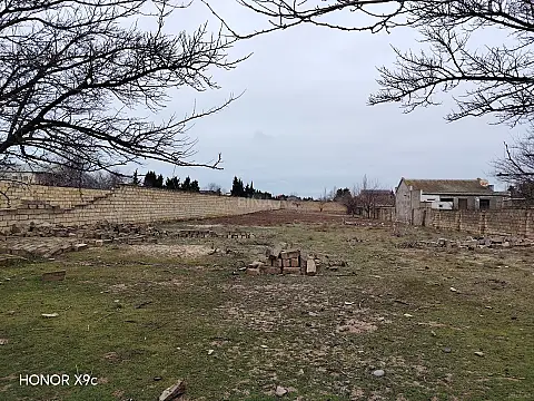 Satılır torpaq sahəsi 25 m²