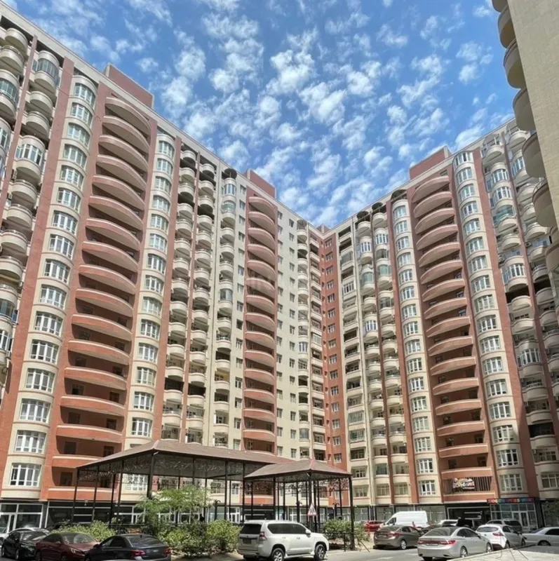 Kirayə verilir 2 otaqlı mənzil 60 m²