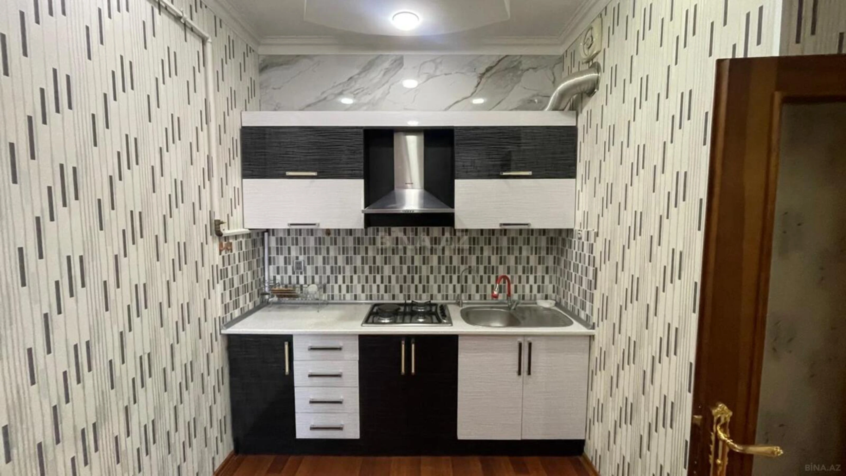 Kirayə verilir 3 otaqlı mənzil 100 m²