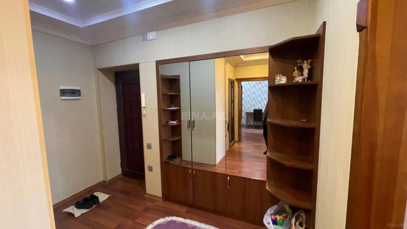 Kirayə verilir 3 otaqlı mənzil 100 m²