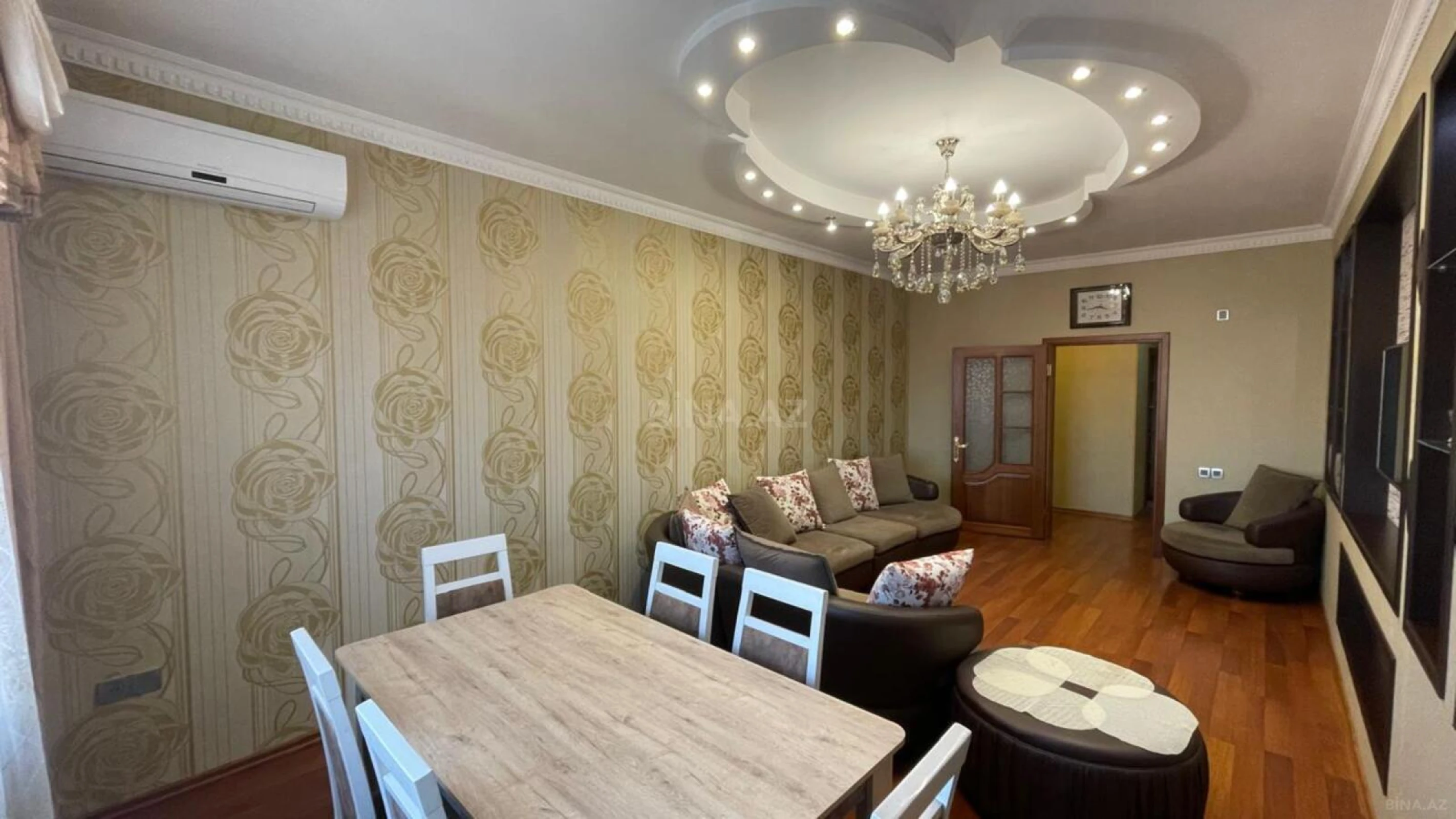 Kirayə verilir 3 otaqlı mənzil 100 m²