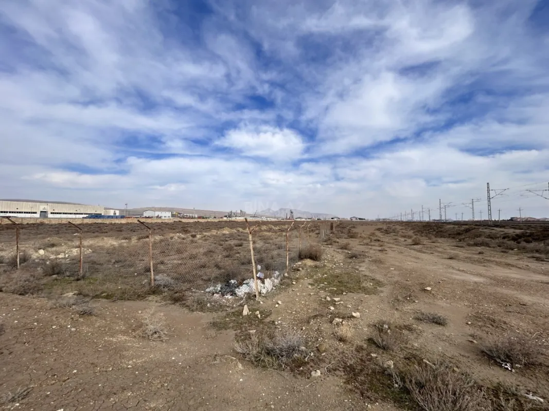 Satılır torpaq sahəsi 100 m²