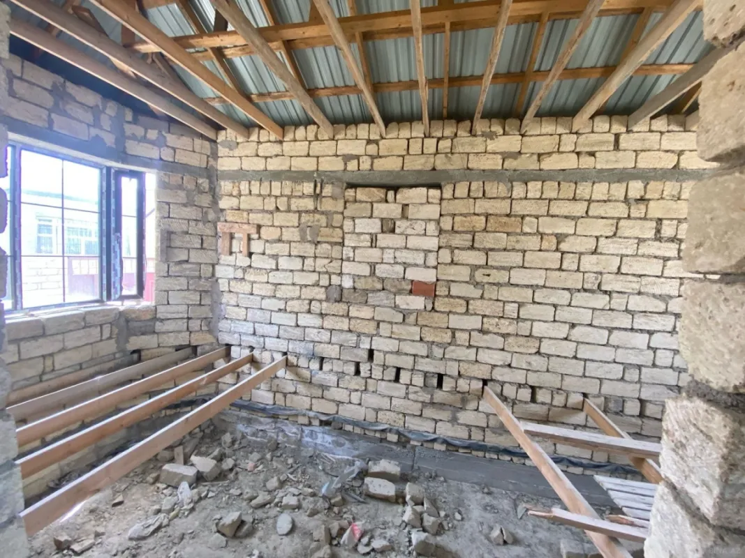 Satılır 2 otaqlı həyət evi 72 m²