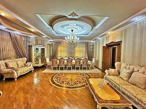 Satılır 9 otaqlı həyət evi 800 m² — Bakı, Biləcəri 9 otaq 800.00 m²