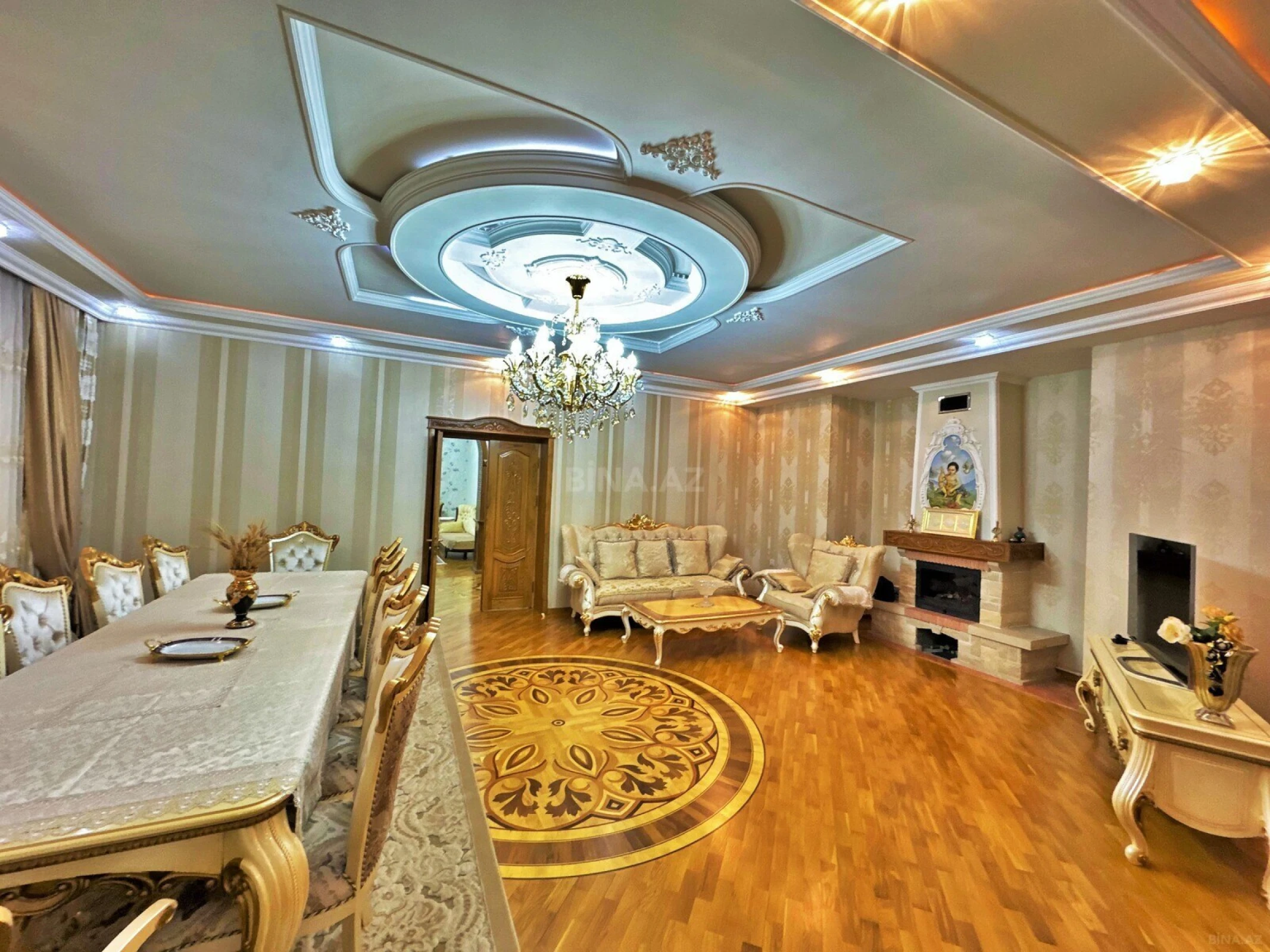 Satılır 9 otaqlı həyət evi 800 m²