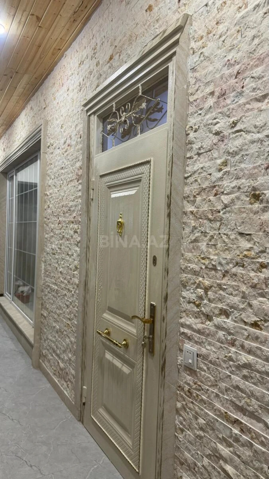 Satılır 4 otaqlı həyət evi 130 m²