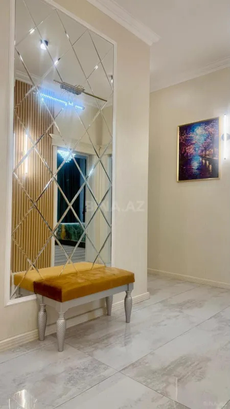 Satılır 4 otaqlı həyət evi 130 m²