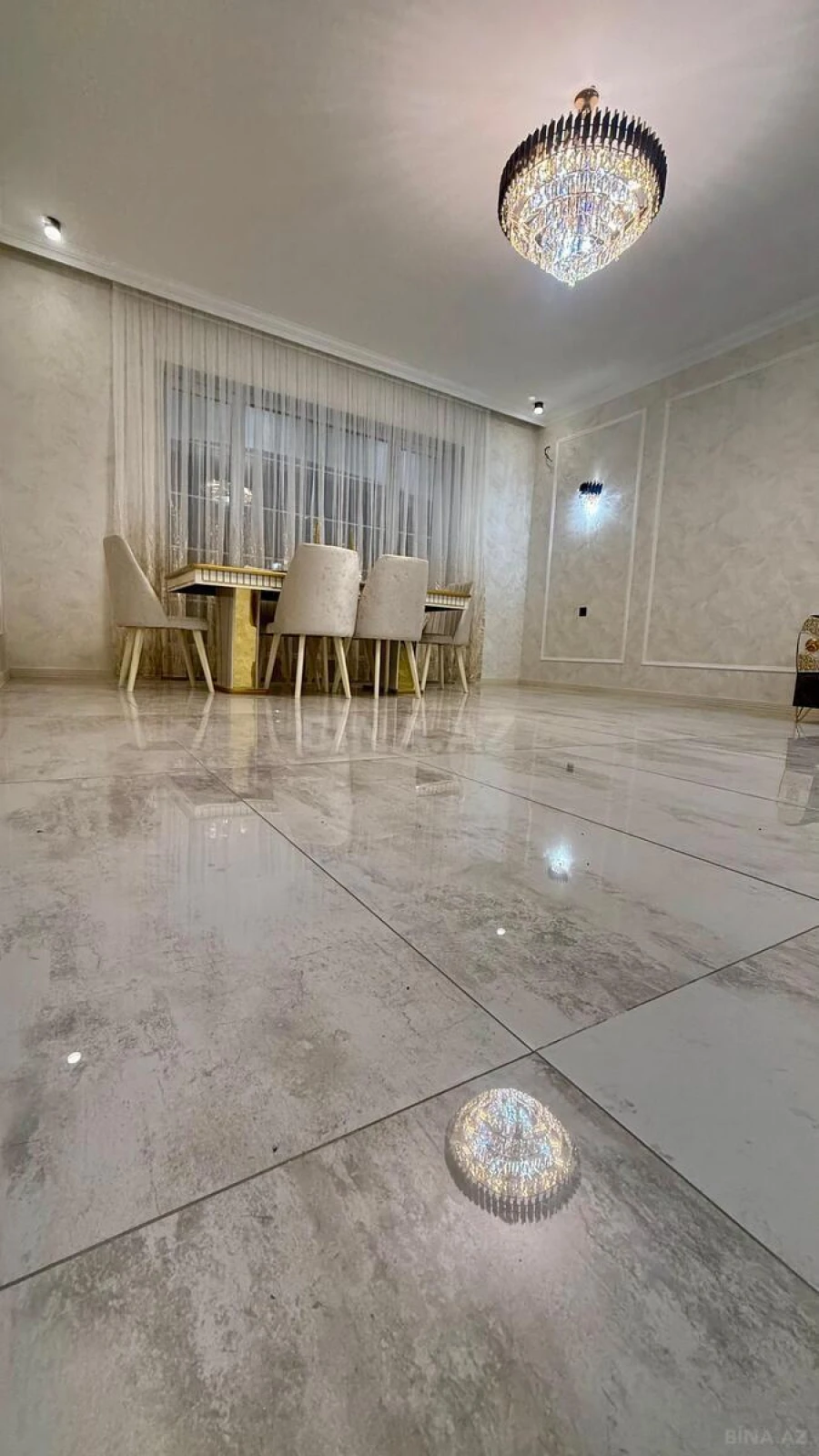 Satılır 4 otaqlı həyət evi 130 m²