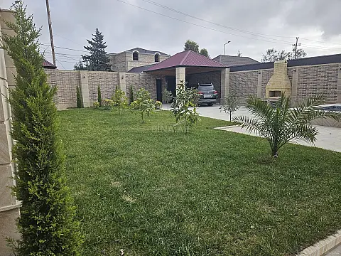 Satılır 4 otaqlı həyət evi 130 m²