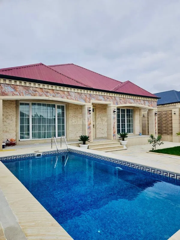 Satılır 4 otaqlı həyət evi 130 m²