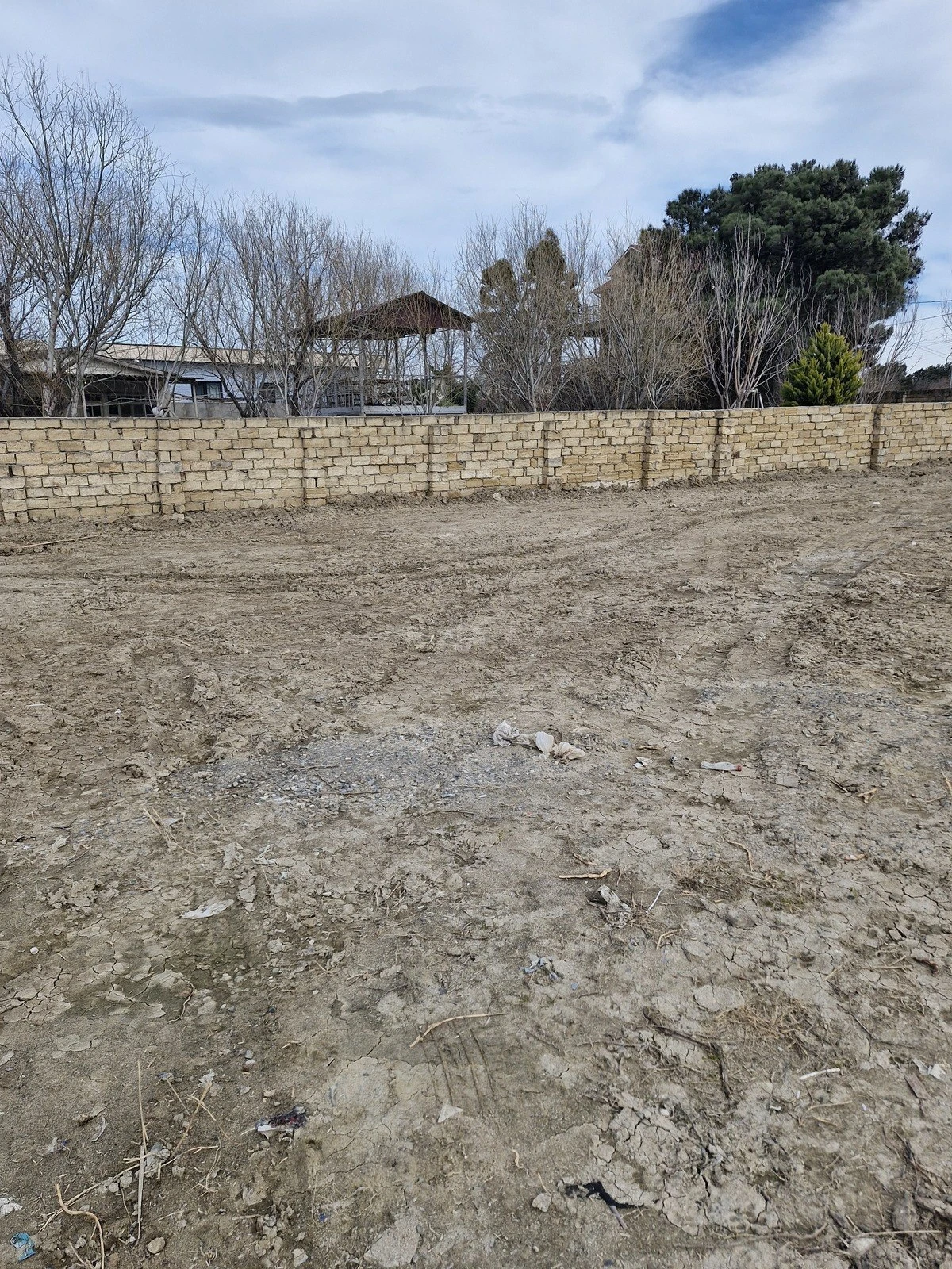 Satılır torpaq sahəsi 3 m²