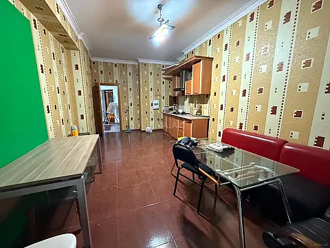 Kirayə verilir 3 otaqlı ofis 160 m²