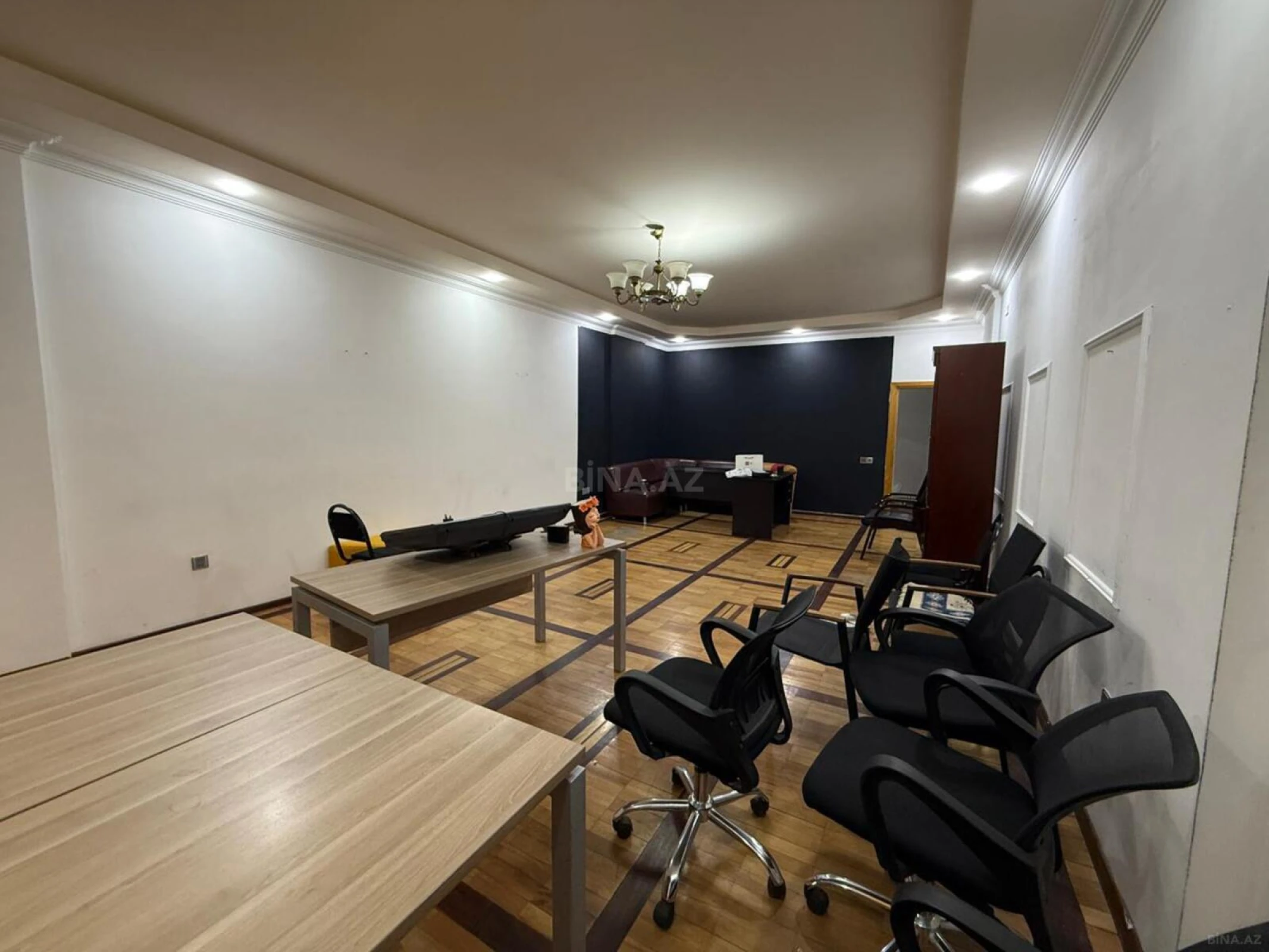 Kirayə verilir 3 otaqlı ofis 160 m²