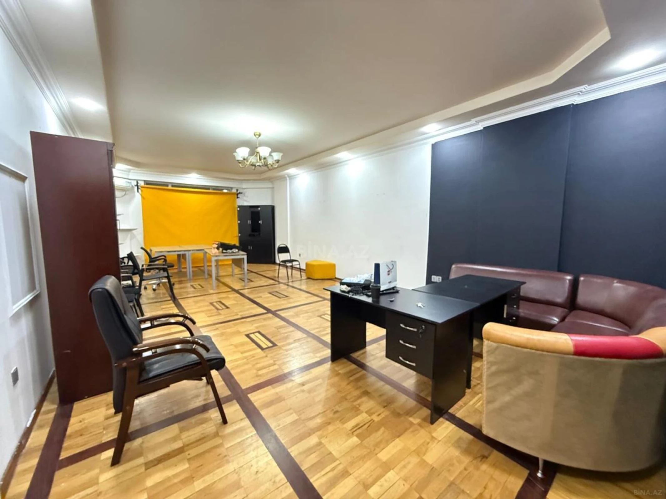 Kirayə verilir 3 otaqlı ofis 160 m²