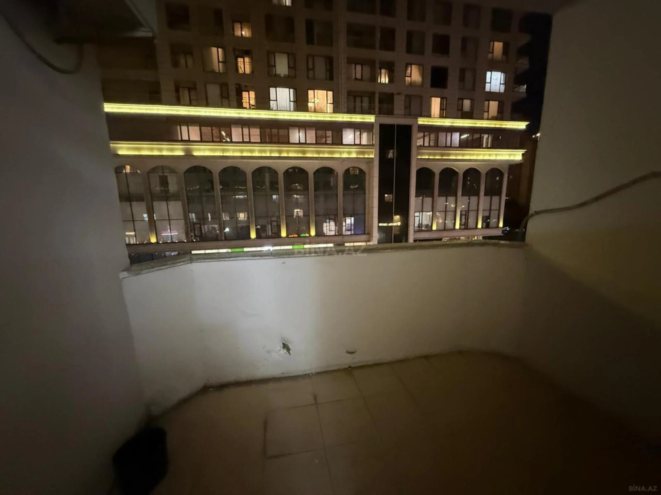 Kirayə verilir 3 otaqlı ofis 160 m²