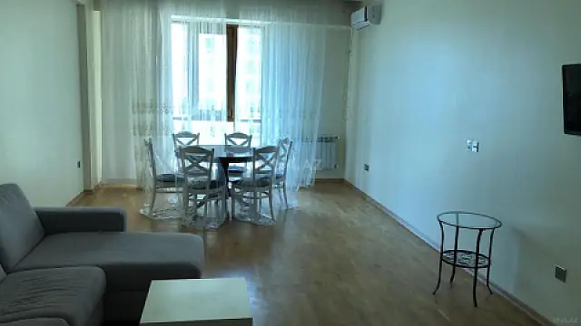 Kirayə verilir 3 otaqlı mənzil 117 m²