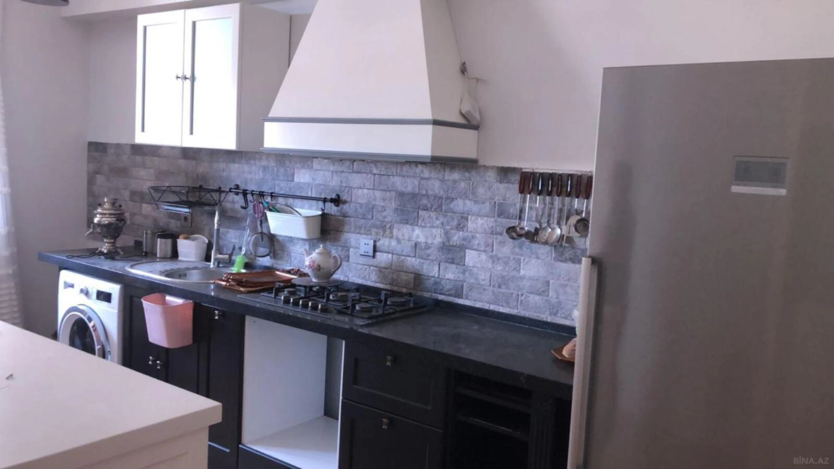 Kirayə verilir 3 otaqlı mənzil 117 m²