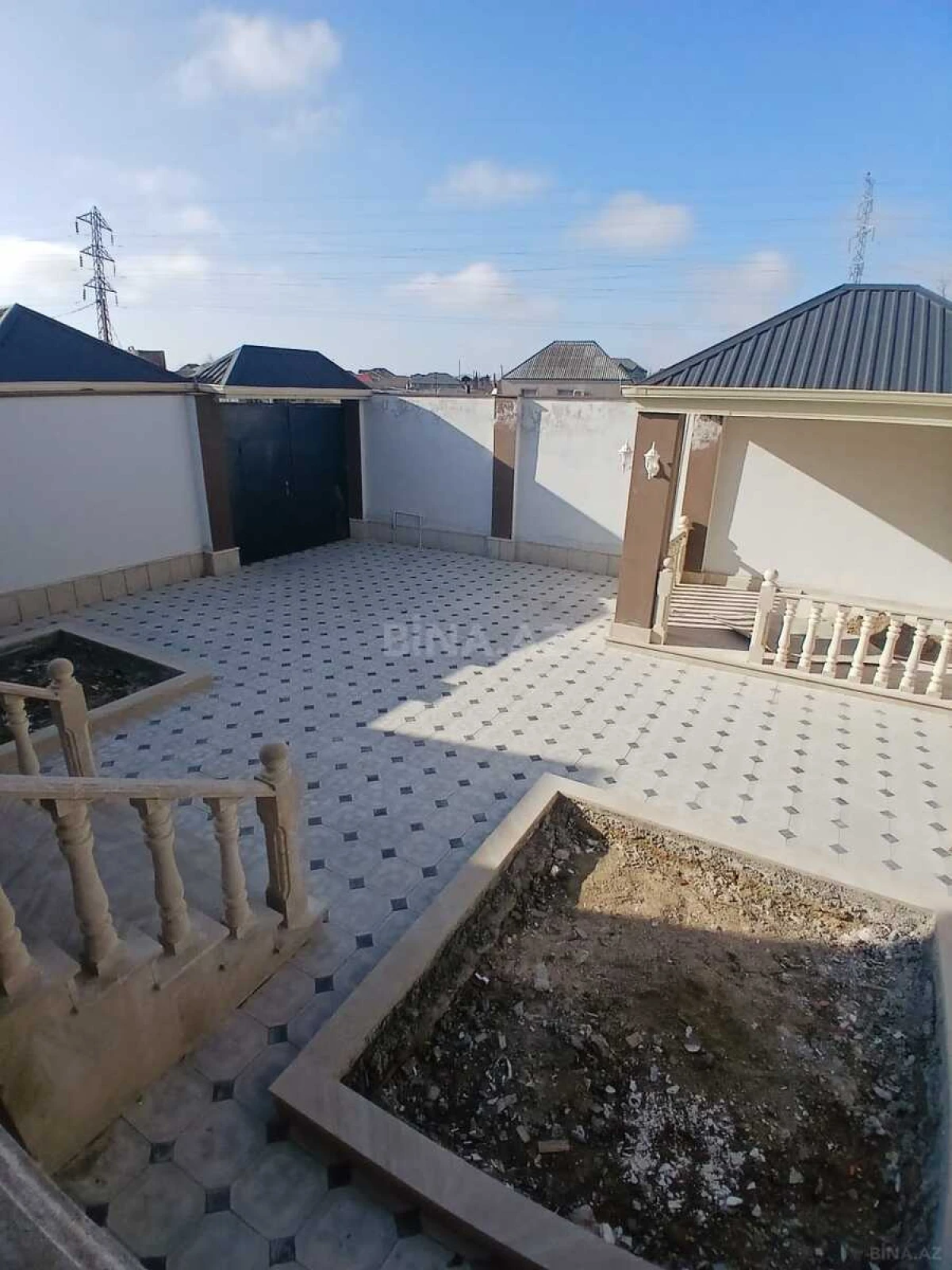 Satılır 4 otaqlı həyət evi 120 m²