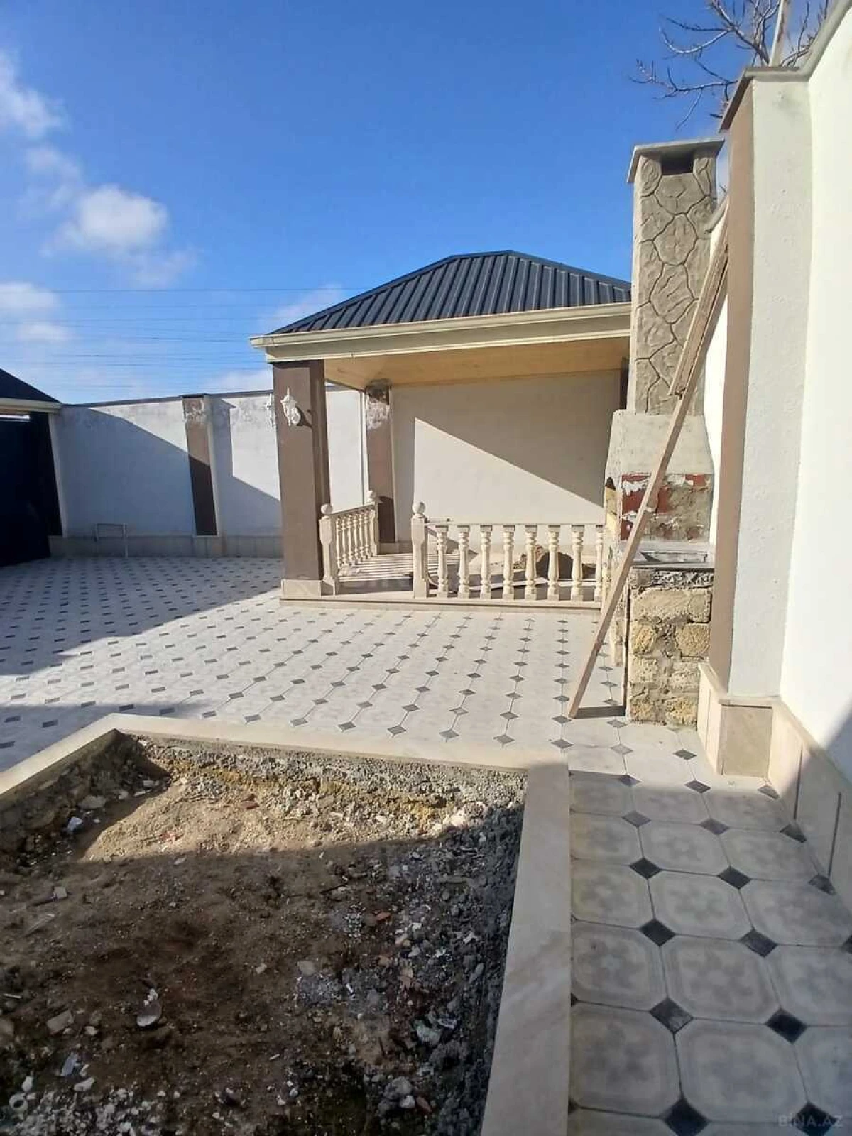 Satılır 4 otaqlı həyət evi 120 m²