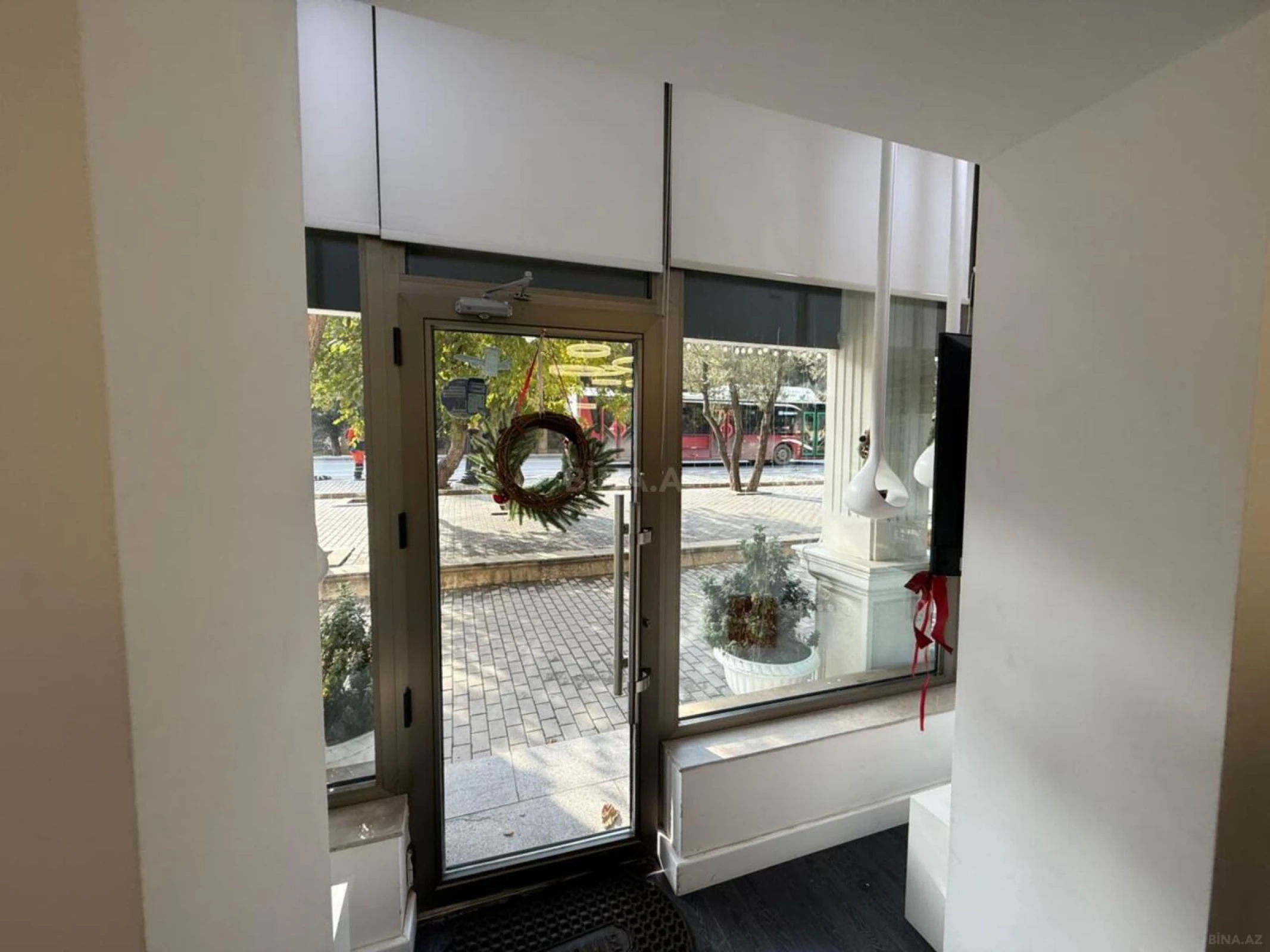 Kirayə verilir obyekt 80 m²