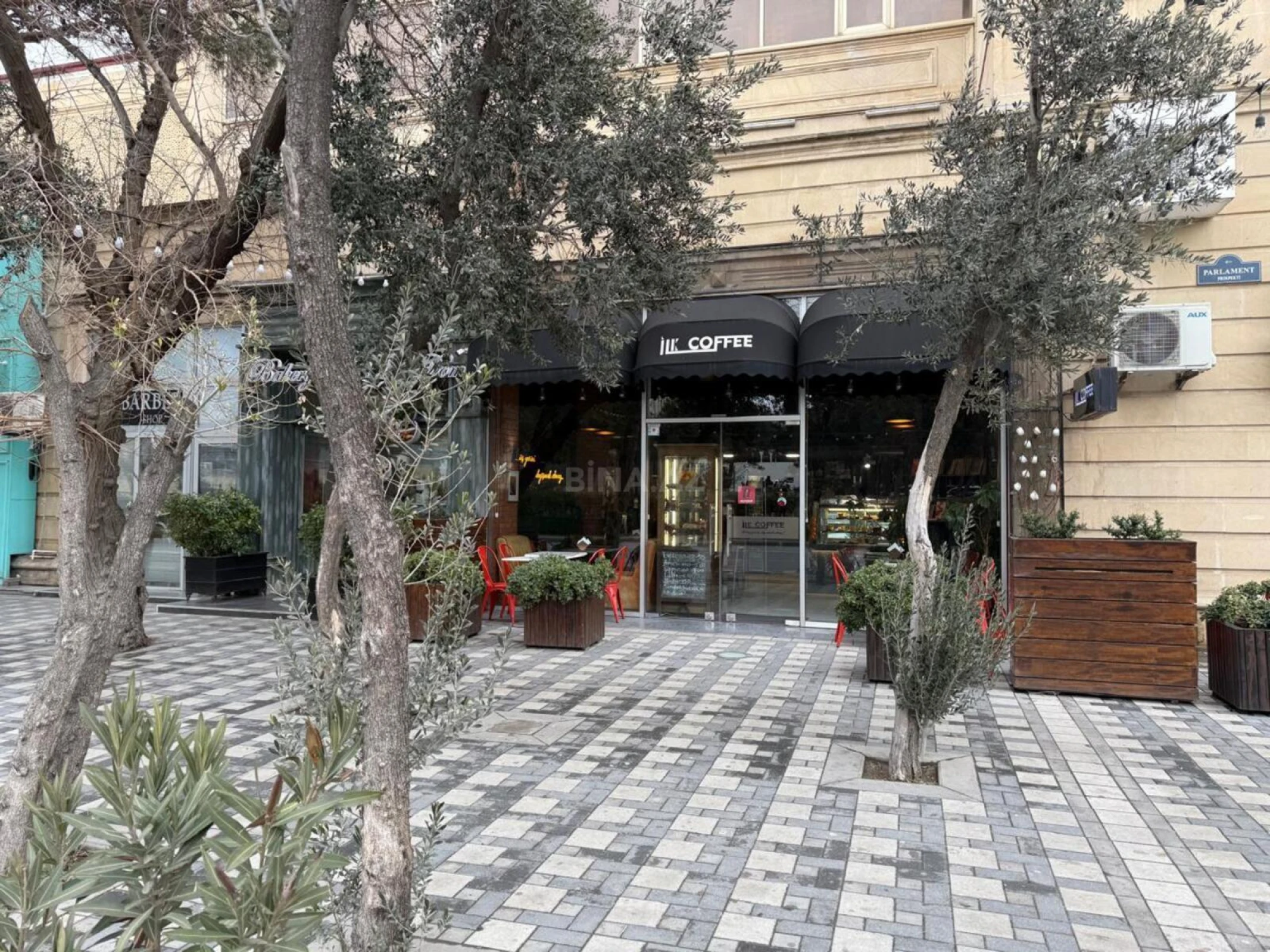 Kirayə verilir obyekt 80 m²