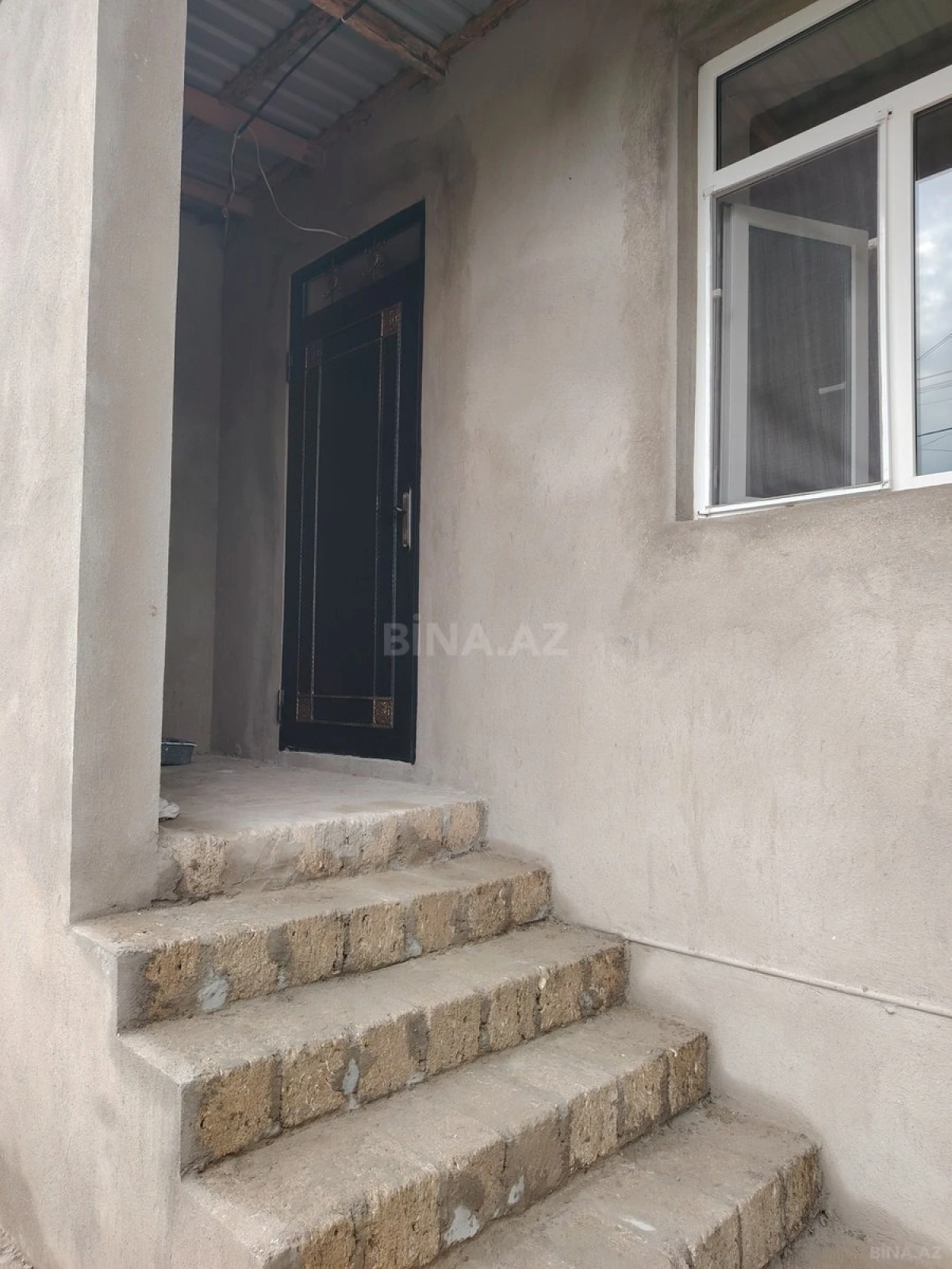 Satılır 3 otaqlı həyət evi 100 m²