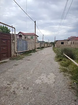 Satılır 3 otaqlı həyət evi 100 m²