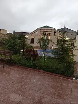Kirayə verilir 4 otaqlı həyət evi 210 m²
