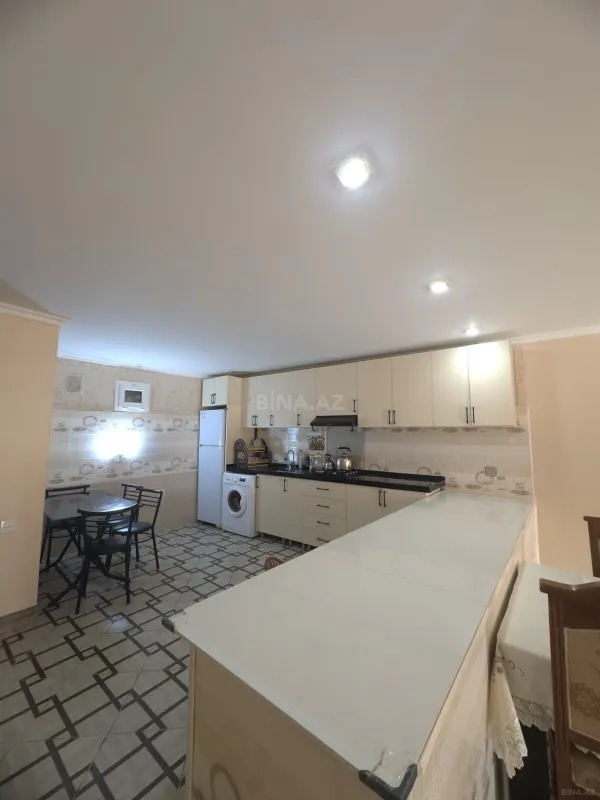 Kirayə verilir 4 otaqlı həyət evi 210 m²