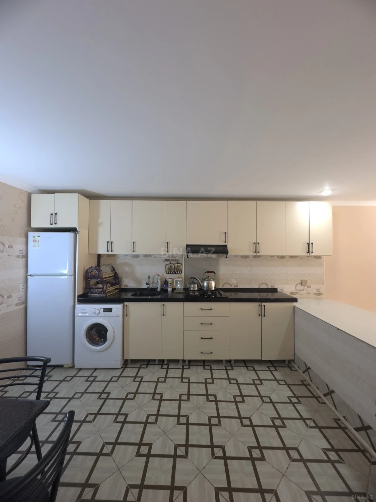 Kirayə verilir 4 otaqlı həyət evi 210 m²