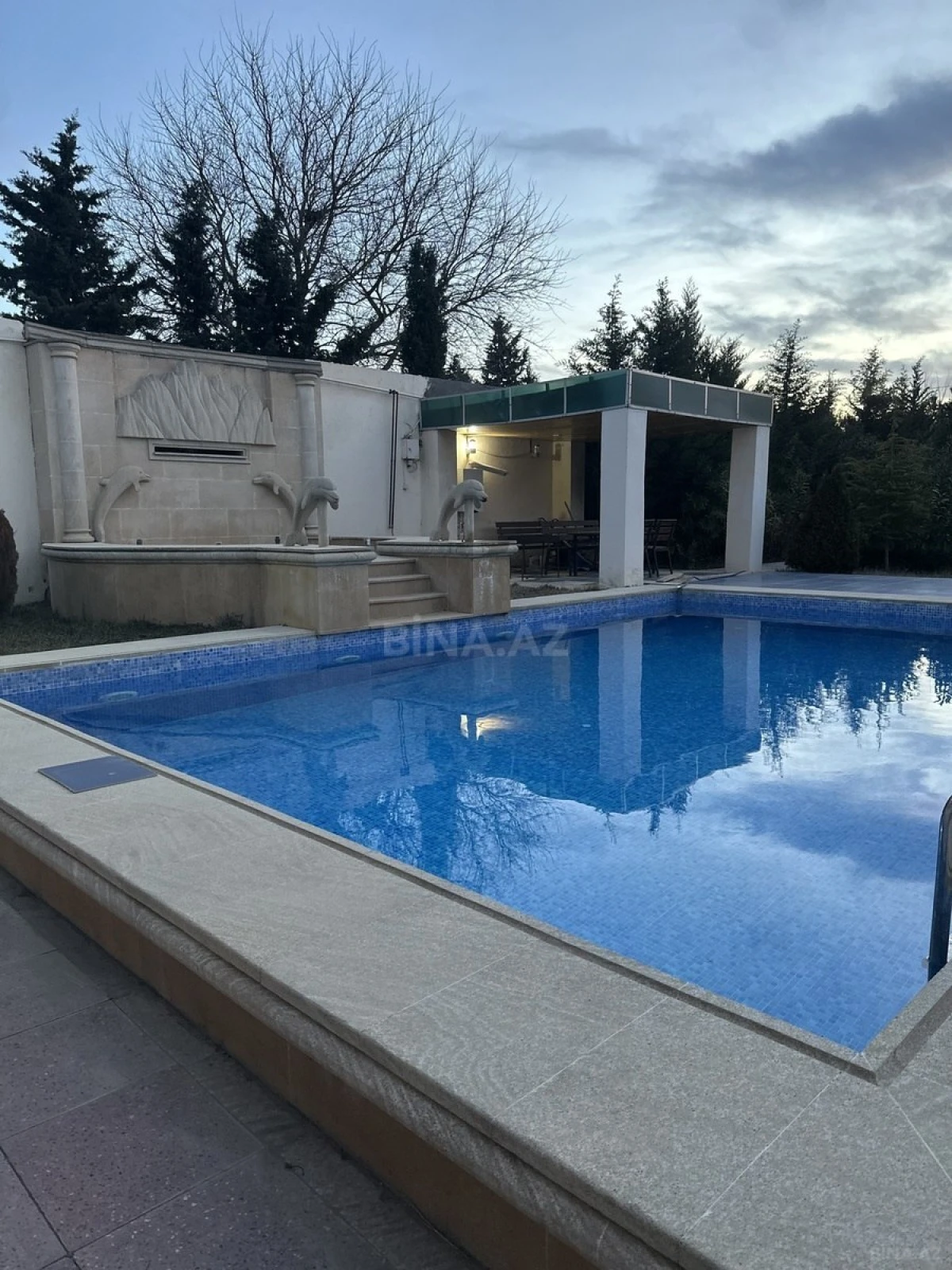 Kirayə verilir 4 otaqlı həyət evi 210 m²
