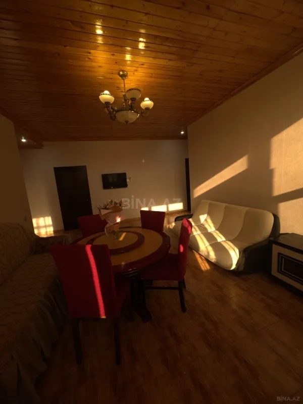 Kirayə verilir 4 otaqlı həyət evi 210 m²