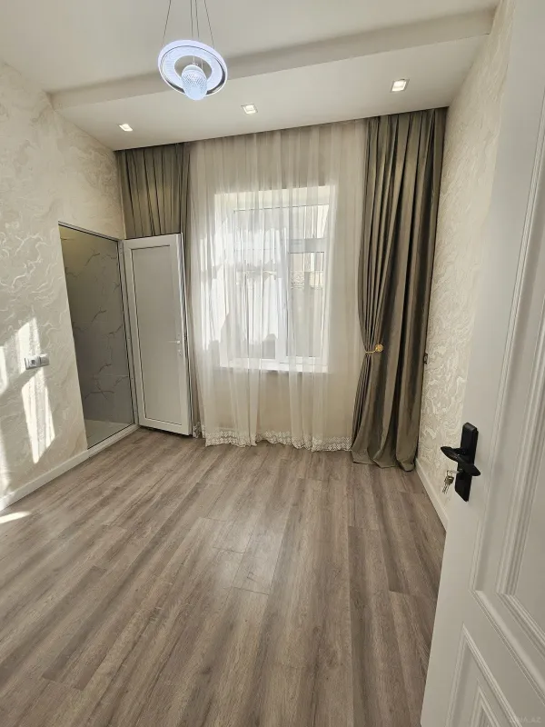 Satılır 4 otaqlı həyət evi 120 m²