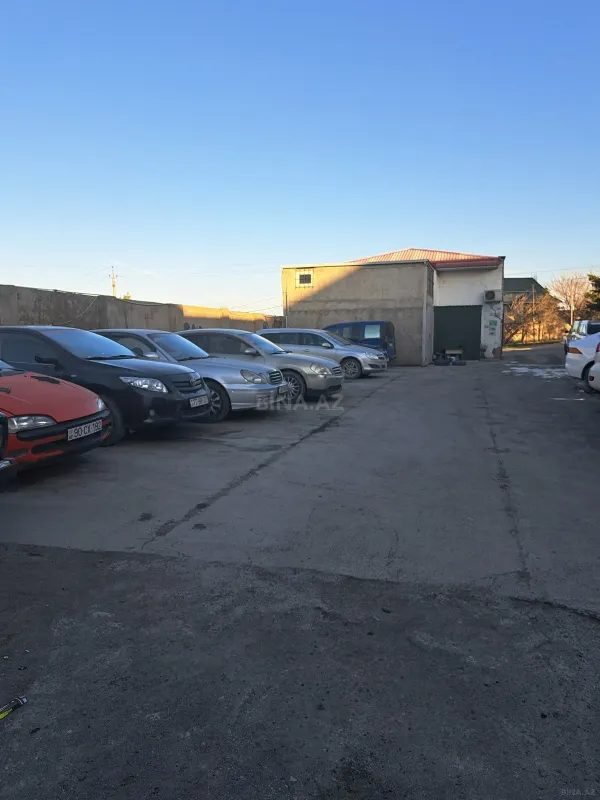 Satılır obyekt 1000 m²